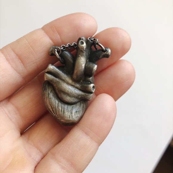 Lillian Crowe Anatomical Heart Necklace - Picture 3 of 7